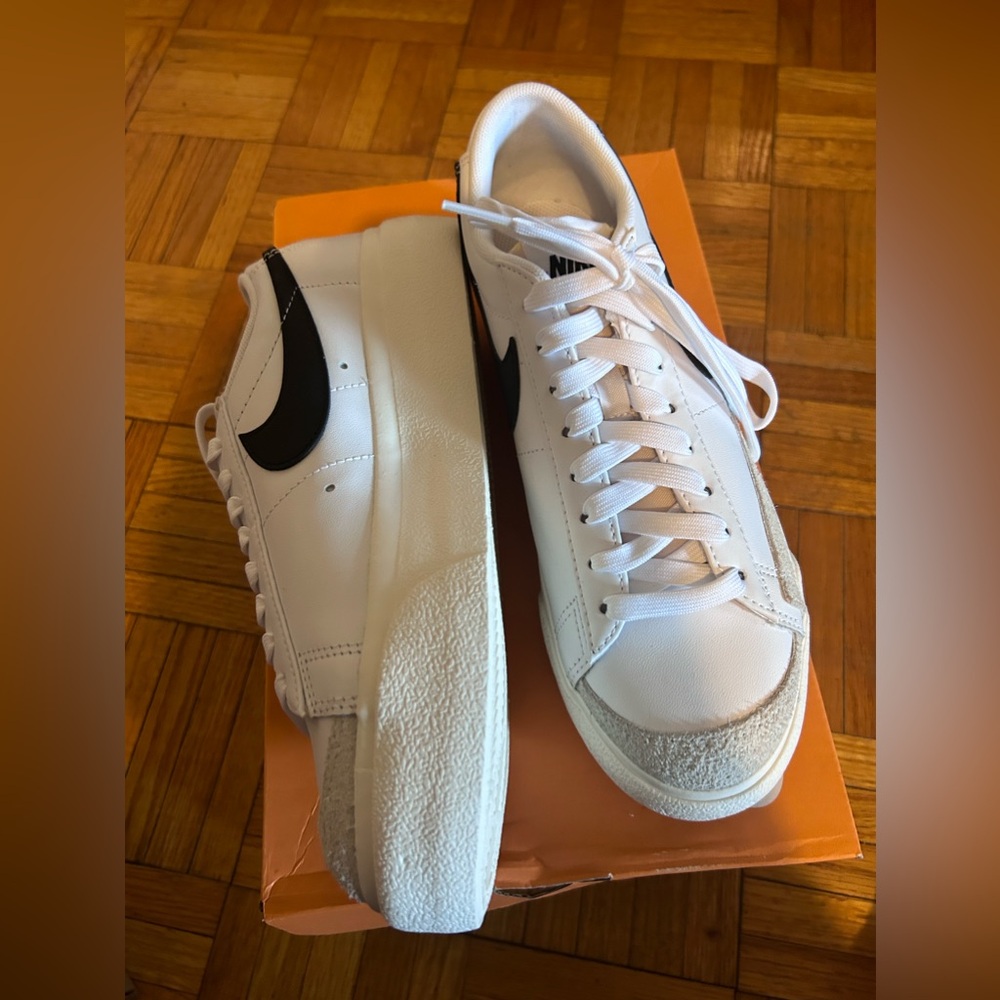 Nike Blazer Low Platform